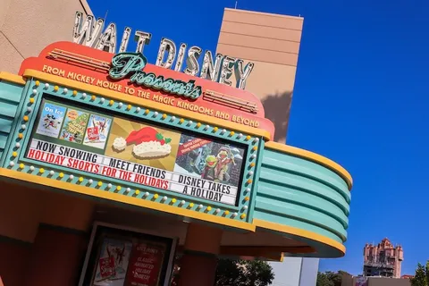 The Ultimate Guide to Meeting Santa at Disney World (Holiday 2025 Edition)