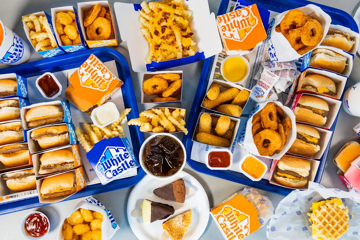 12 Cult-Favorite Restaurants Near Disney That Locals Actually Eat At